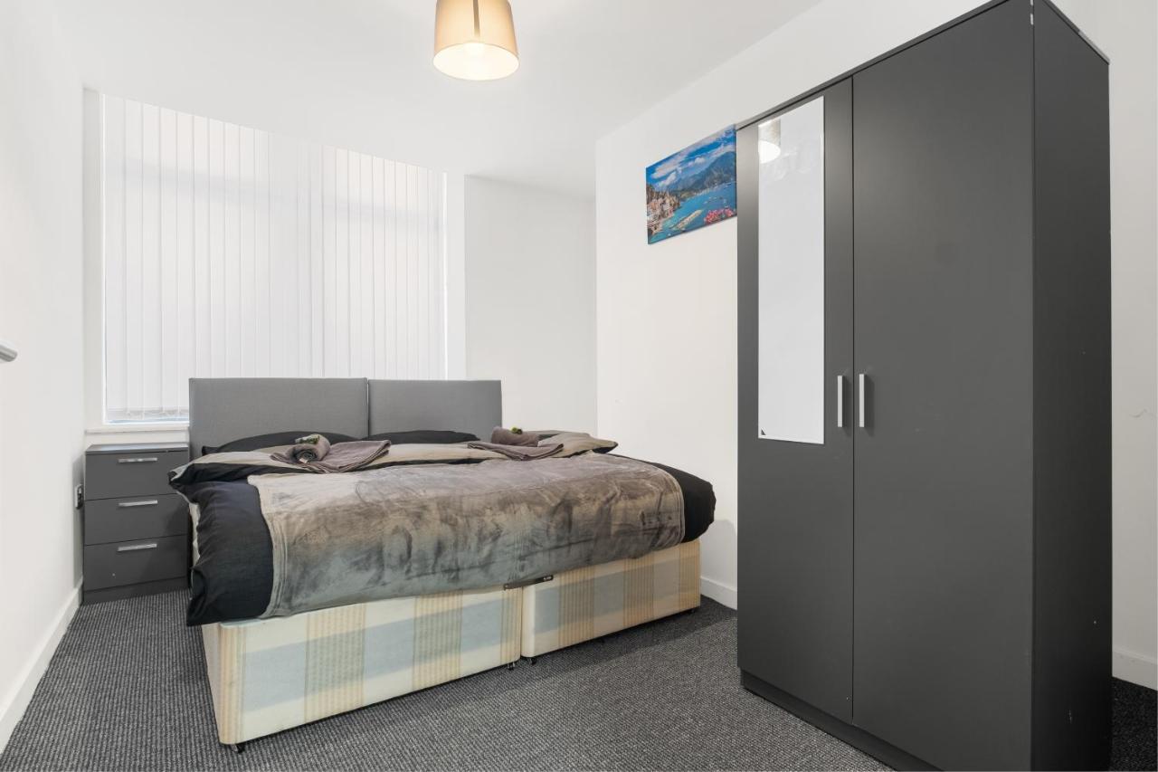 Amhc City Apartments Bradford City Centre One & Two Bedroom Apartments, 24 Hours Express Self Check In, Long Stay Contractors Welcome, Paid Parking Available Nearby Pokoj fotografie